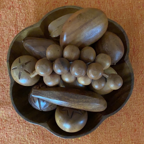 VINTAGE ‘70s Dolphin Monkey Pod Fruit Bowl - Picture 10 of 11